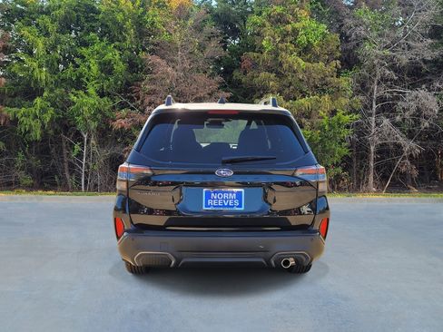 New 2025 Subaru Forester Limited image 17