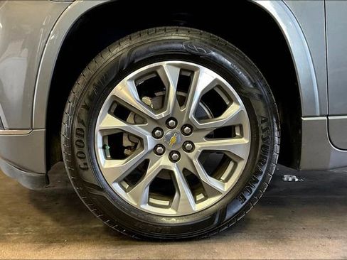 Used 2020 Chevrolet Traverse Premier w/ LPO, Floor Liner Package image 8