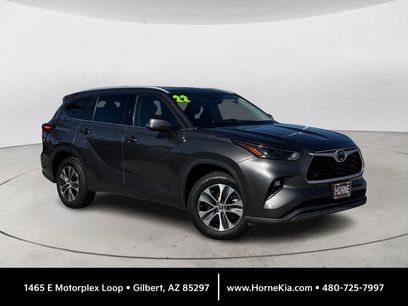 Used 2022 Toyota Highlander XLE