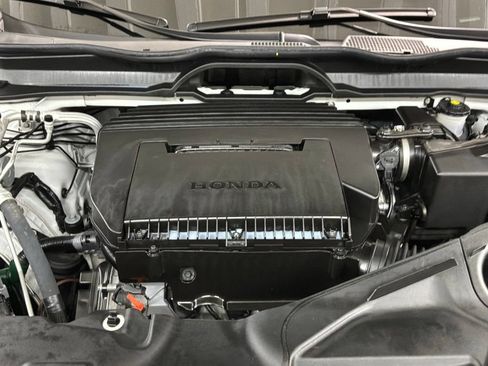 Certified 2025 Honda Pilot EX-L image 33