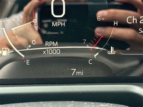 New 2025 GMC Acadia Elevation image 12