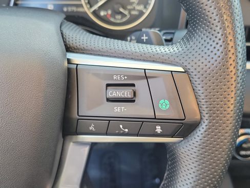 Used 2024 Mitsubishi Outlander SE image 21