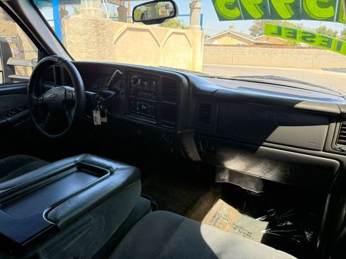 Used 2003 Chevrolet Silverado 3500 LS RWD image 14