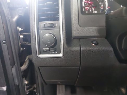 Used 2018 RAM 1500 Big Horn AWD/4WD image 24