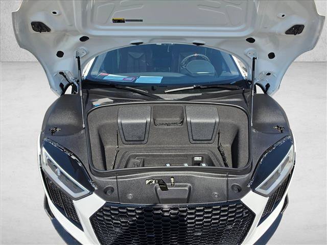 Used 2017 Audi R8 V10 AWD/4WD image 14