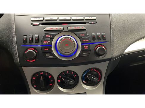 Used 2010 MAZDA MAZDA3 i Touring image 14