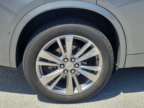 Used 2023 Cadillac XT6 Premium Luxury w/ Technology Package AWD/4WD image 7