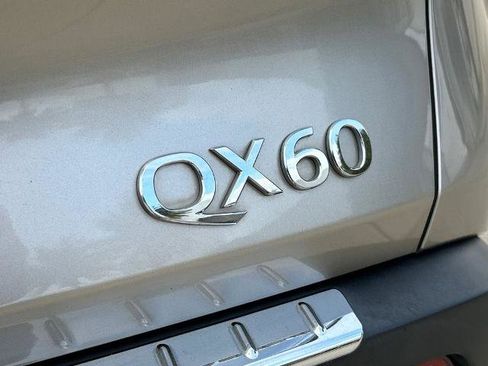 Used 2023 INFINITI QX60 Luxe w/ Vision Package AWD/4WD image 5