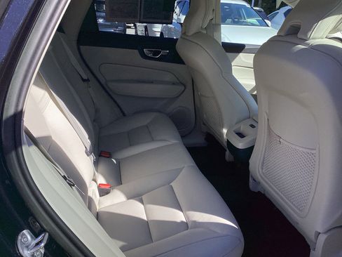 Certified 2023 Volvo XC60 B5 Plus w/ Climate Package image 33