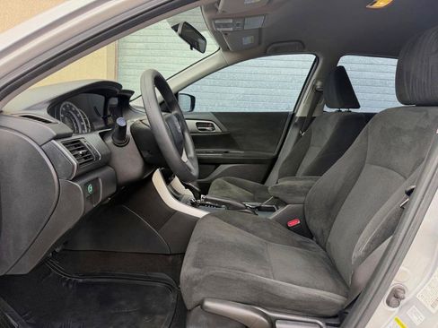 Used 2013 Honda Accord LX image 16