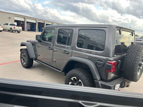 New 2025 Jeep Wrangler Rubicon w/ Convenience Group image 3