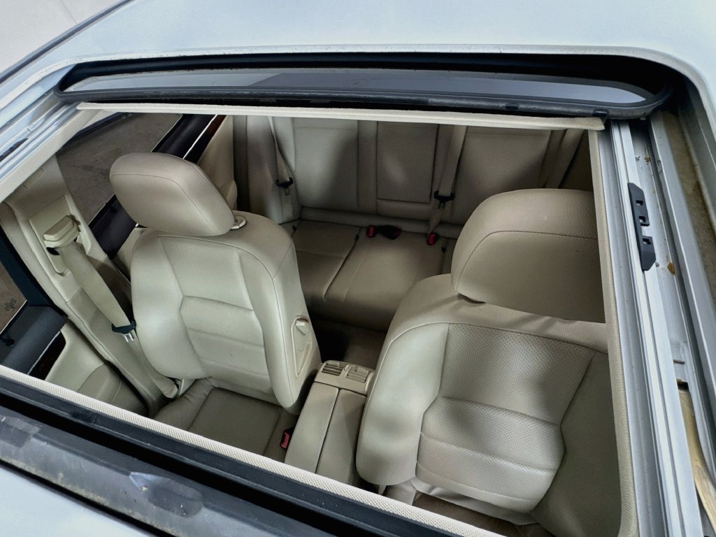 Used 2014 Mercedes-Benz C 250 Sedan image 25