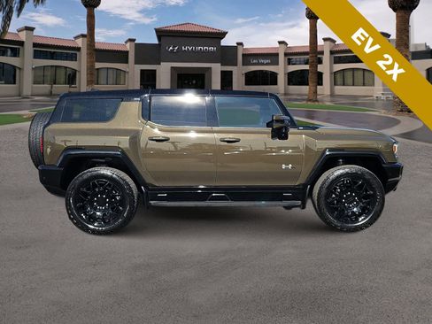 Used 2025 GMC Hummer EV 2X image 9
