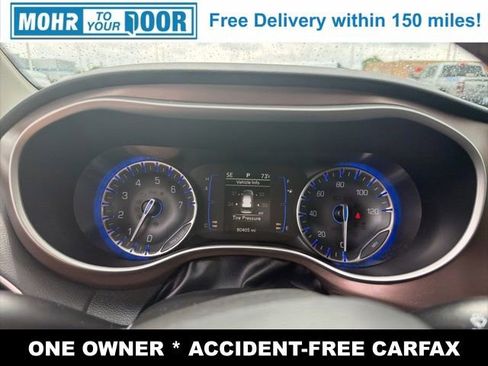 Used 2022 Chrysler Voyager LX FWD image 15