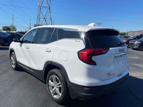 Used 2020 GMC Terrain SLE AWD/4WD image 3