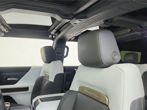 Used 2024 GMC Hummer EV 3X w/ Extreme Off-Road Package image 31
