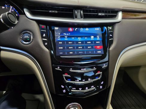 Used 2013 Cadillac XTS Luxury w/ Driver Awareness Package FWD image 22