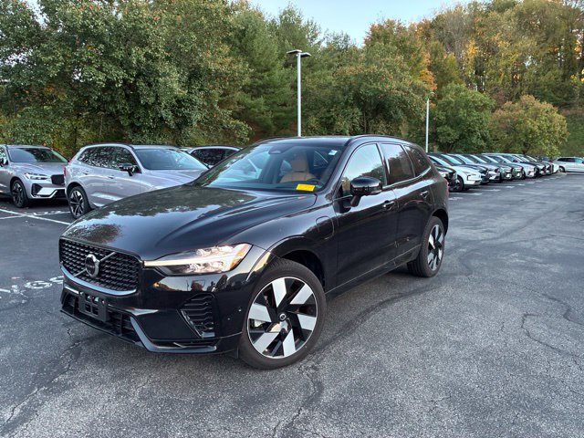Used 2024 Volvo XC60 T8 Ultimate w/ Protection Package Premier AWD/4WD image 15