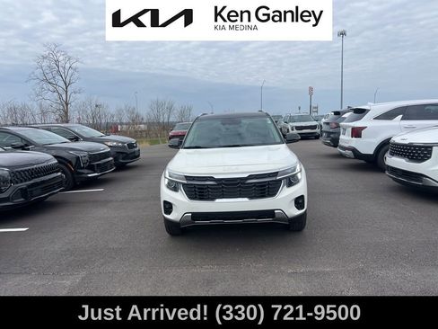 Used 2024 Kia Seltos S image 2