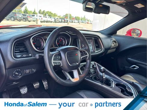 Used 2017 Dodge Challenger R/T Plus RWD image 2