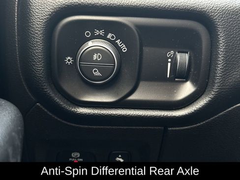 Used 2020 RAM 1500 Big Horn image 26