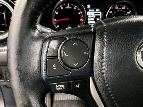 Certified 2017 Toyota RAV4 SE image 22