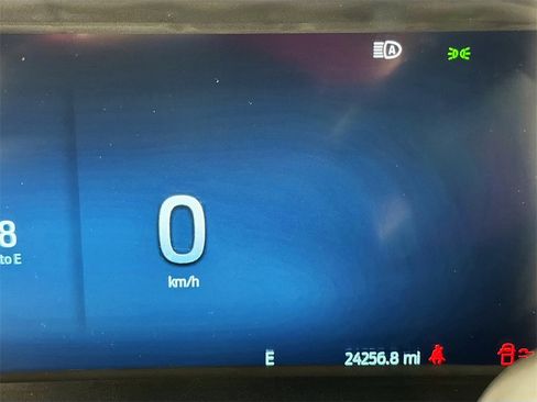 Used 2024 Ford F450 Lariat w/ Camper Package image 12