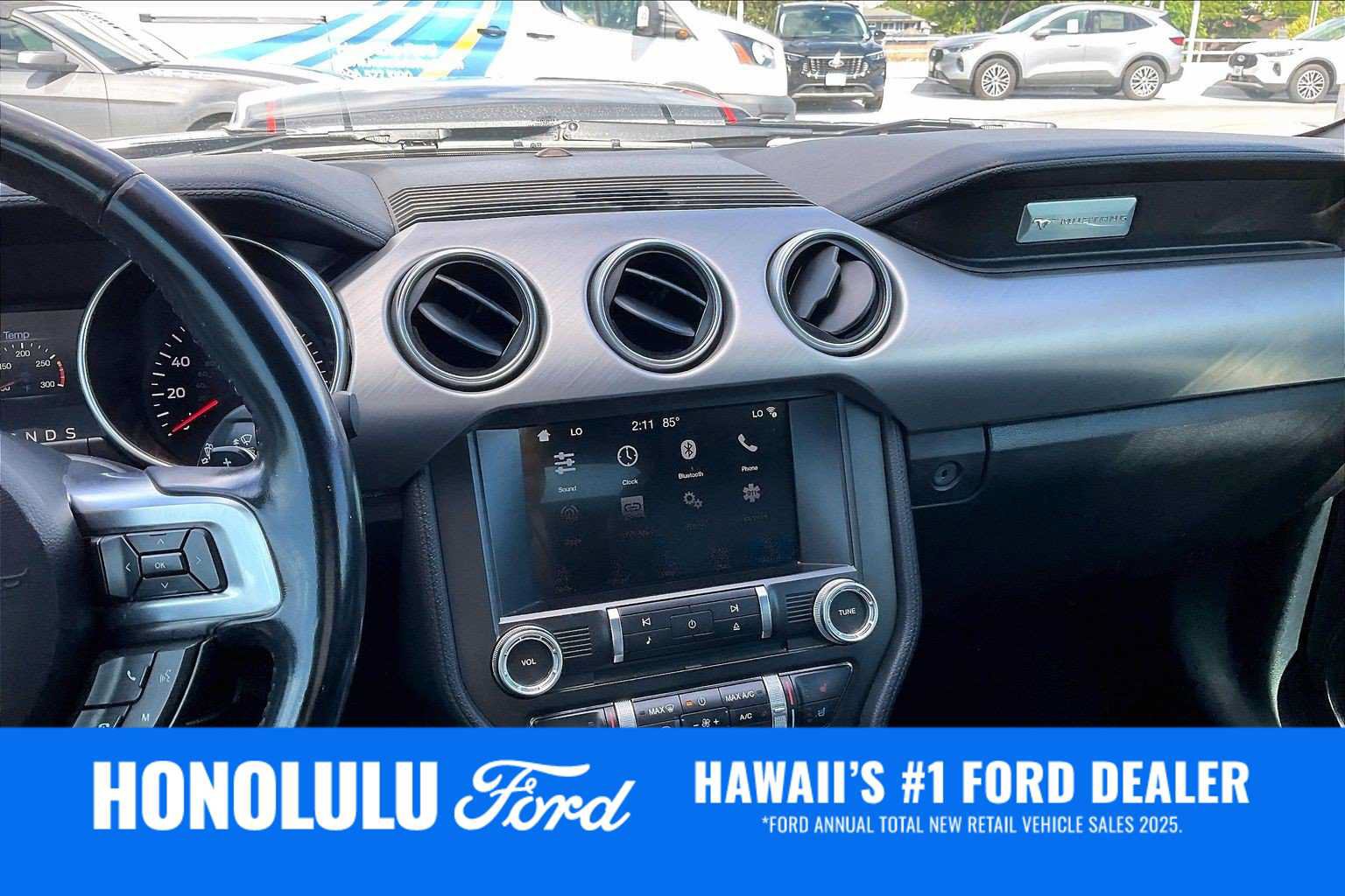 Used 2018 Ford Mustang GT Premium w/ Black Accent Package RWD image 14
