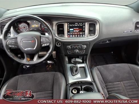 Used 2017 Dodge Charger R/T RWD image 25