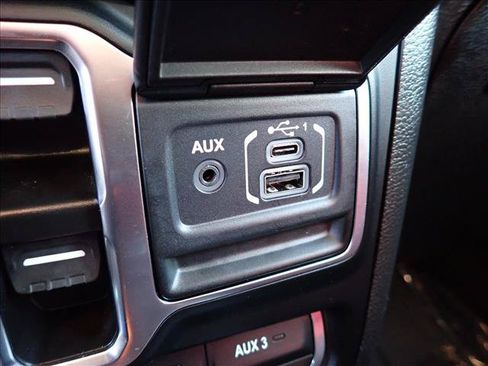 Used 2023 Jeep Wrangler Unlimited Rubicon 4xe AWD/4WD image 19