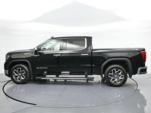 Used 2023 GMC Sierra 1500 SLT w/ SLT Convenience Package AWD/4WD image 4