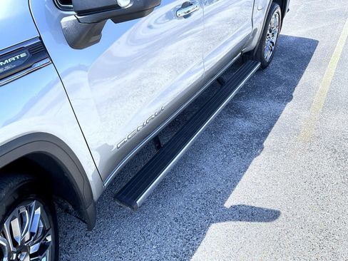 Certified 2024 GMC Sierra 1500 Denali Ultimate AWD/4WD image 21