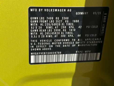 New 2025 Volkswagen ID. Buzz 1st Edition AWD/4WD image 27