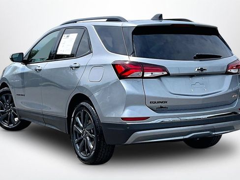 Used 2023 Chevrolet Equinox RS FWD image 5