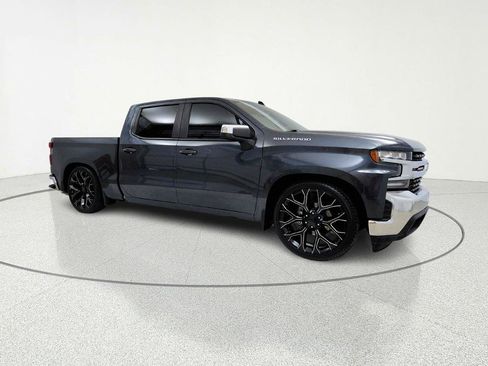 Used 2020 Chevrolet Silverado 1500 LT RWD image 1