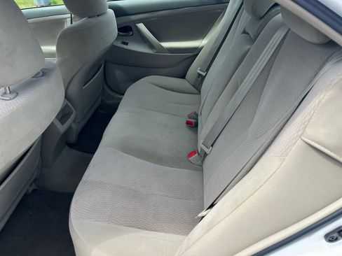 Used 2011 Toyota Camry FWD image 8