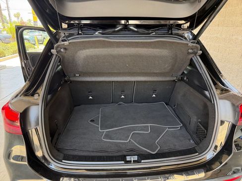 Used 2025 Mercedes-Benz GLA 250 image 31