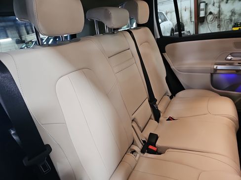 New 2026 Mercedes-Benz GLB 250 GLB 250 image 12