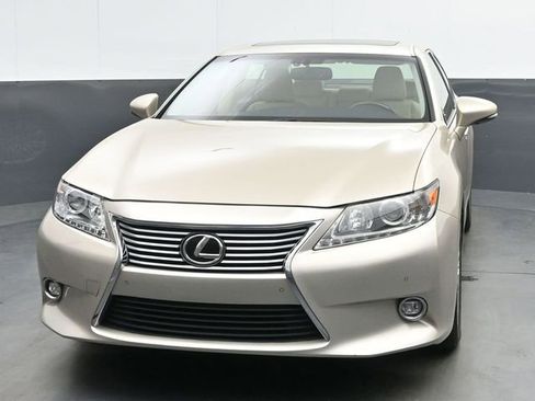 Used 2014 Lexus ES 350 w/ Luxury Package image 3