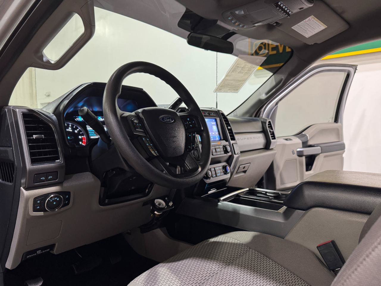Used 2022 Ford F250 XLT w/ XLT Value Package AWD/4WD image 10