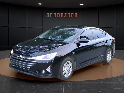Used 2020 Hyundai Elantra SE w/ Cargo Package (C1) image 1