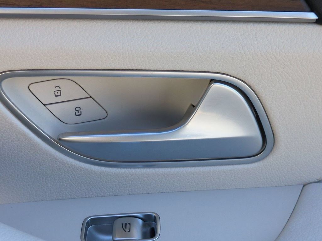 Used 2024 Mercedes-Benz GLE 350 4MATIC image 42