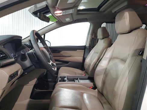 Used 2018 Honda Odyssey EX-L image 16