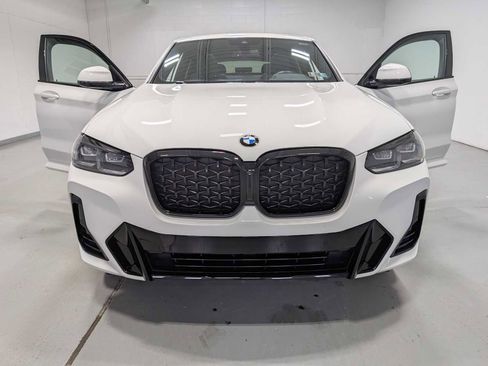 Used 2023 BMW X4 xDrive30i w/ M Sport Package image 14