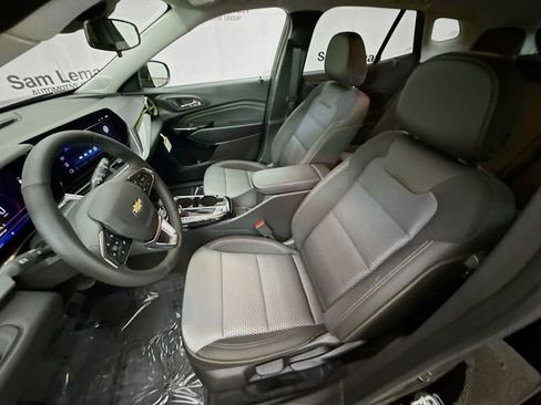 New 2026 Chevrolet Trax LT image 22