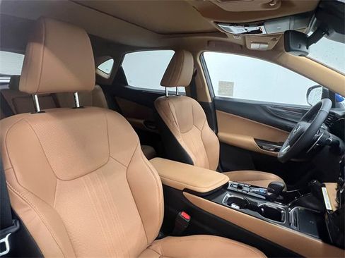 Certified 2026 Lexus NX 350 AWD w/ Accessory Package (Z2) image 11