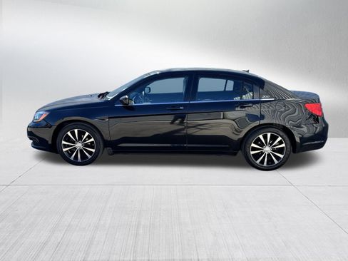 Used 2014 Chrysler 200 Touring w/ 200 S Group image 4
