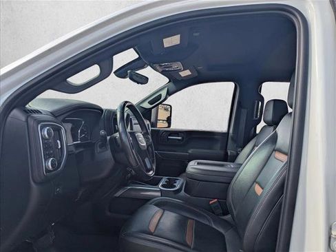 Used 2020 GMC Sierra 2500 AT4 w/ AT4 Premium Package image 8