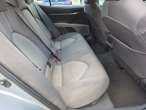 Certified 2022 Toyota Camry LE FWD image 17
