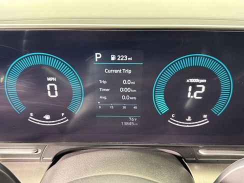Used 2025 Hyundai Kona SEL FWD image 22